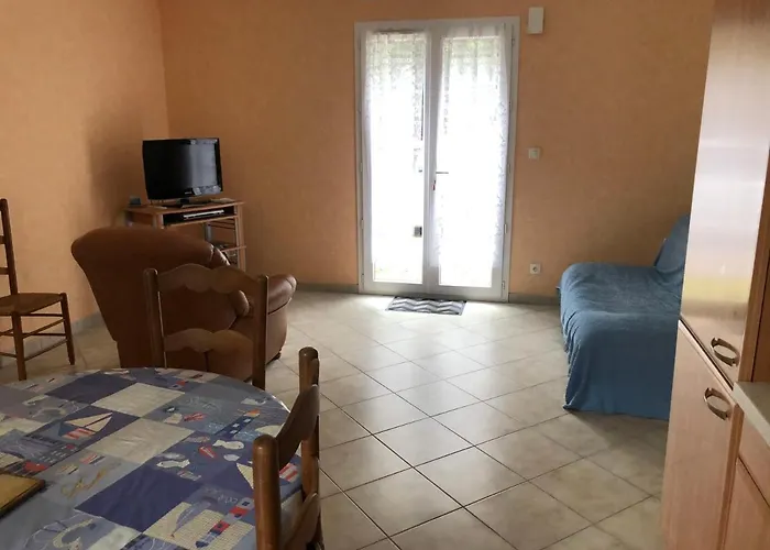 Maison avec jardin clos à 300 m de la grande plage de Pont-Mahé